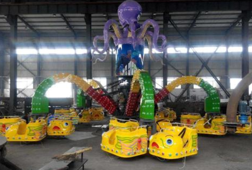 自控飛機(jī)類(lèi)—旋轉(zhuǎn)章魚(yú)