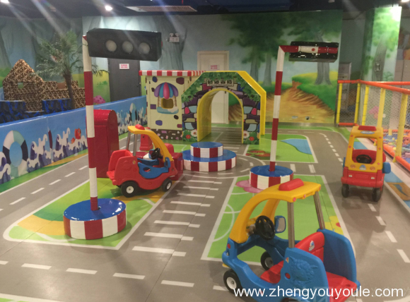 游樂設備的介紹——模擬駕校 游樂設備的介紹——模擬駕校