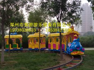 觀光小火車玩兒童時需注意 觀光小火車玩兒童時需注意