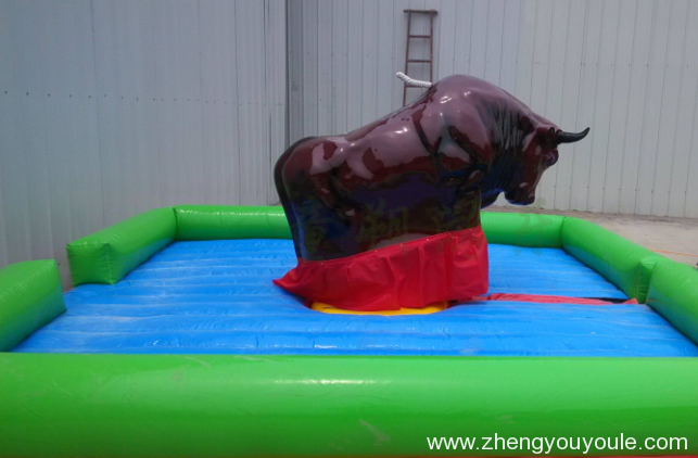 斗牛機游樂設備有什么特點 斗牛機游樂設備有什么特點