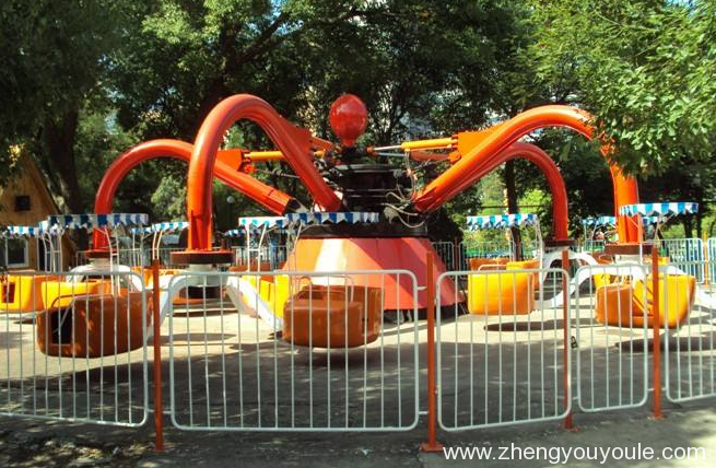 相對于特種游樂設備,無動力游樂設備有哪些優勢? 相對于特種游樂設備,無動力游樂設備有哪些優勢?