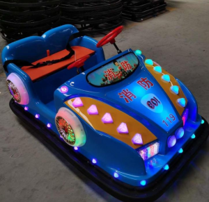 在廣場上,小孩子都喜歡什么樣的游樂設備 在廣場上,小孩子都喜歡什么樣的游樂設備